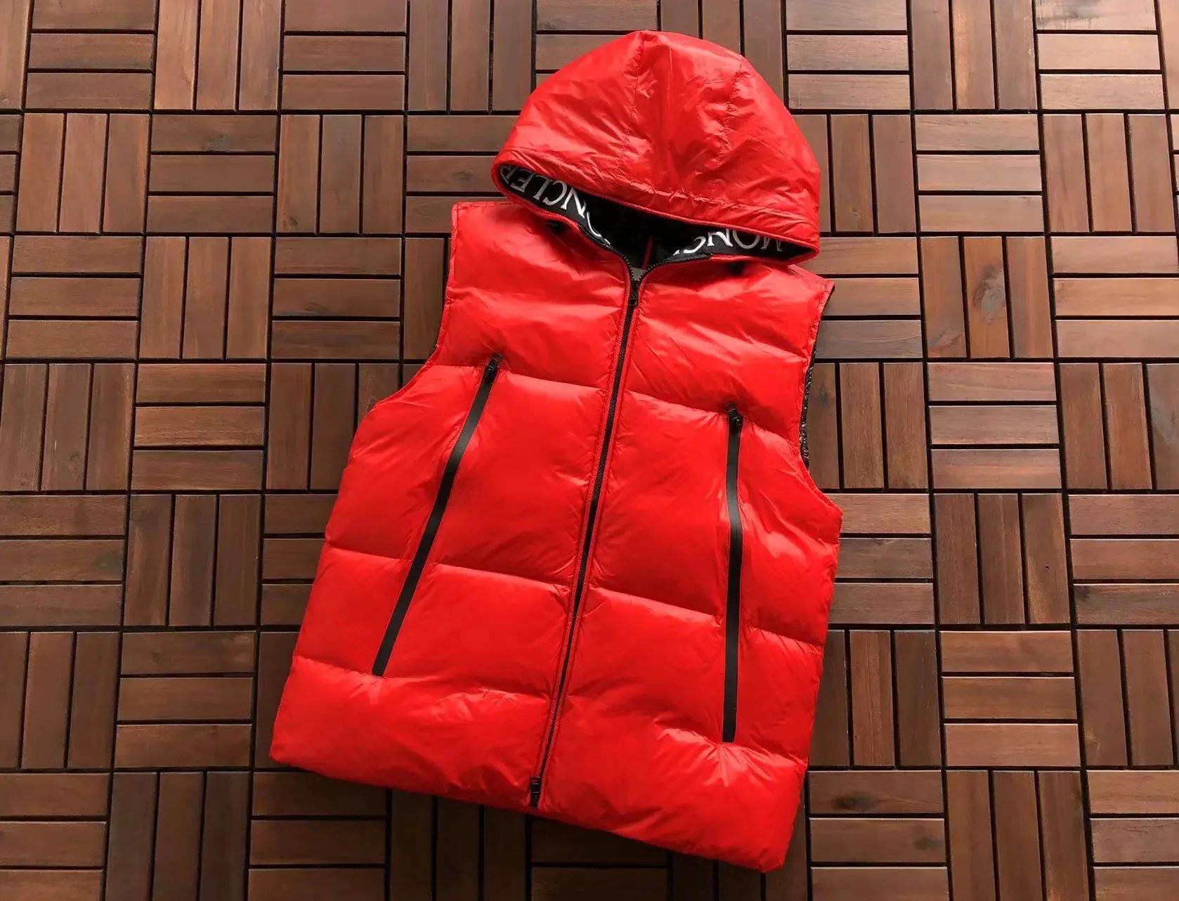 MONCLER vest - 12/25