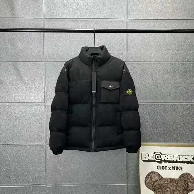 Stone Island Jackets Hooded utility jacket with sleeve compass badge product detail image 3
