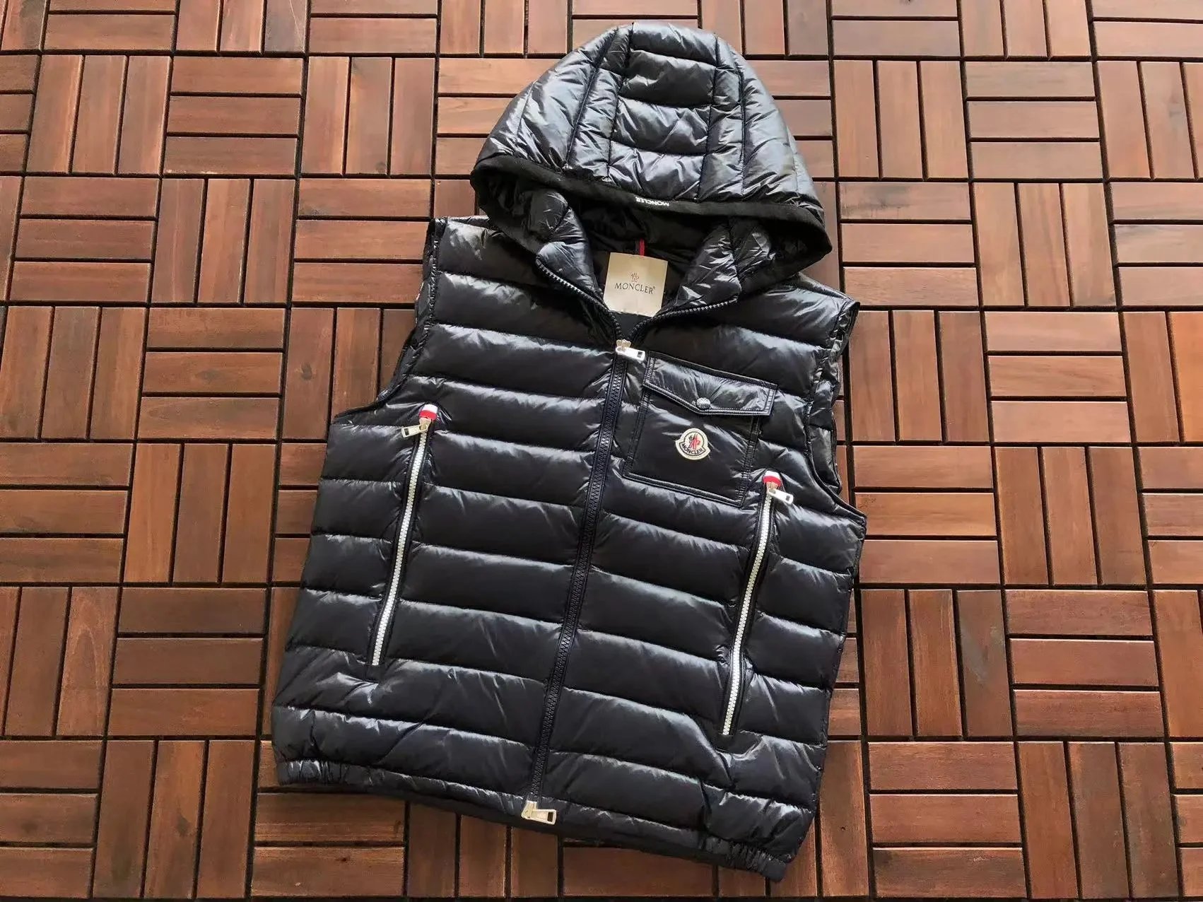 MONCLER vest - 8/25