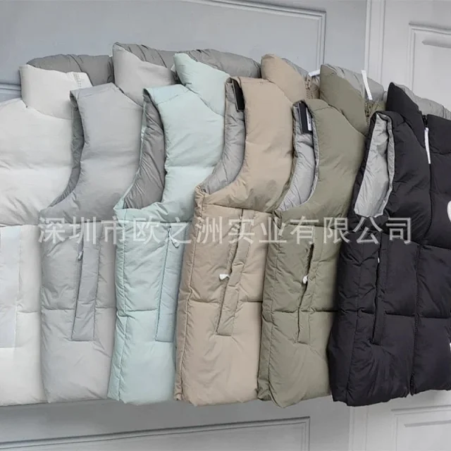 Unbranded Vests Quilted stand-collar puffer vest with snap closure and patch pockets product detail image 8