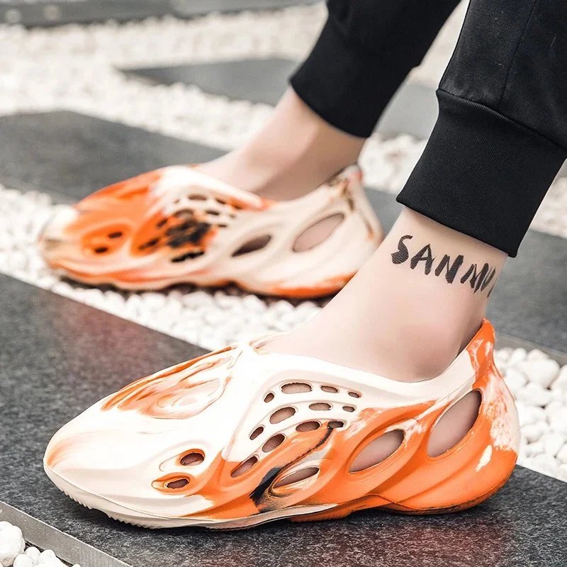 Adidas Yeezy Foam Runner — Multiple Colorways product photo 2