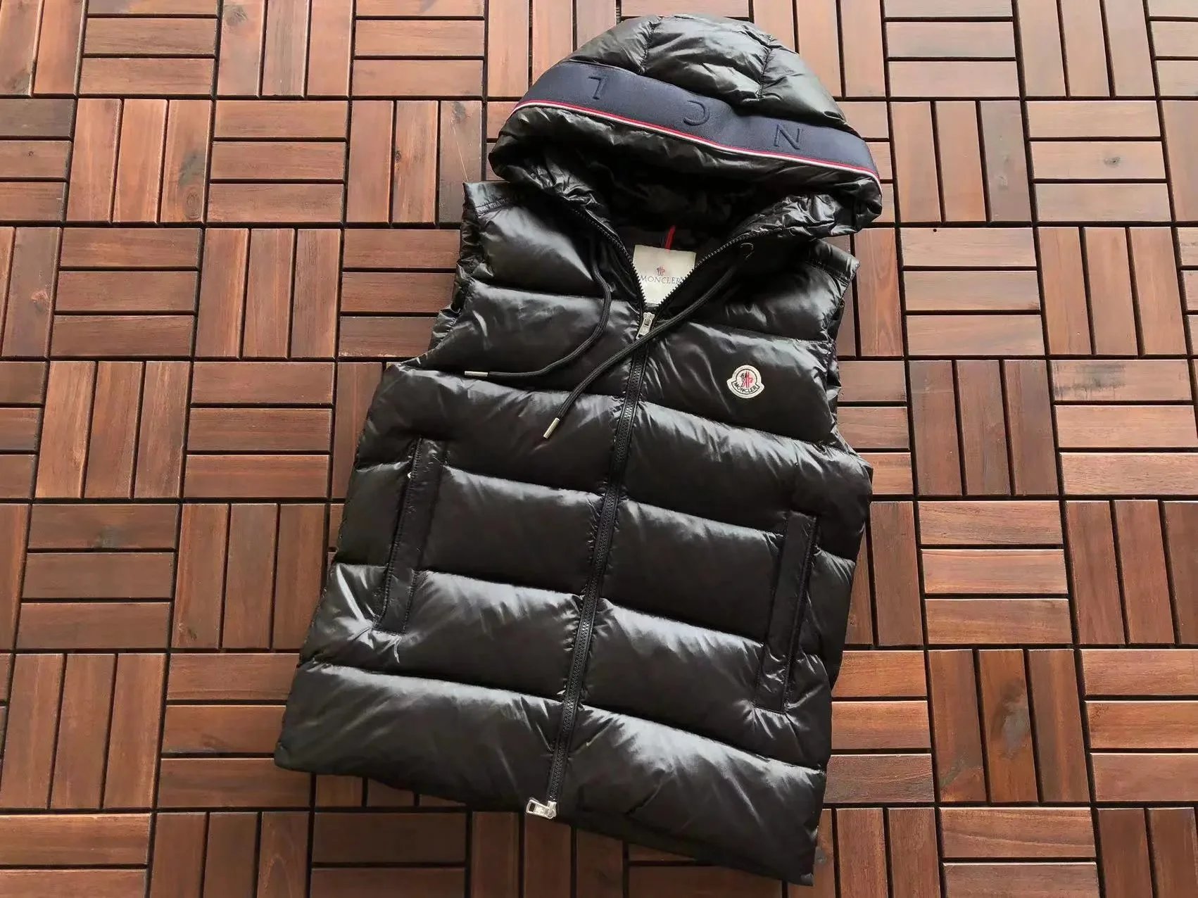MONCLER vest - 10/25