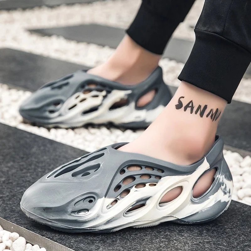 Adidas Yeezy Foam Runner — Multiple Colorways product photo 4
