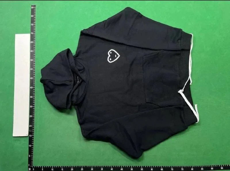 Nike Short-Sleeve Athletic Top and Shorts Set — Black product photo 3