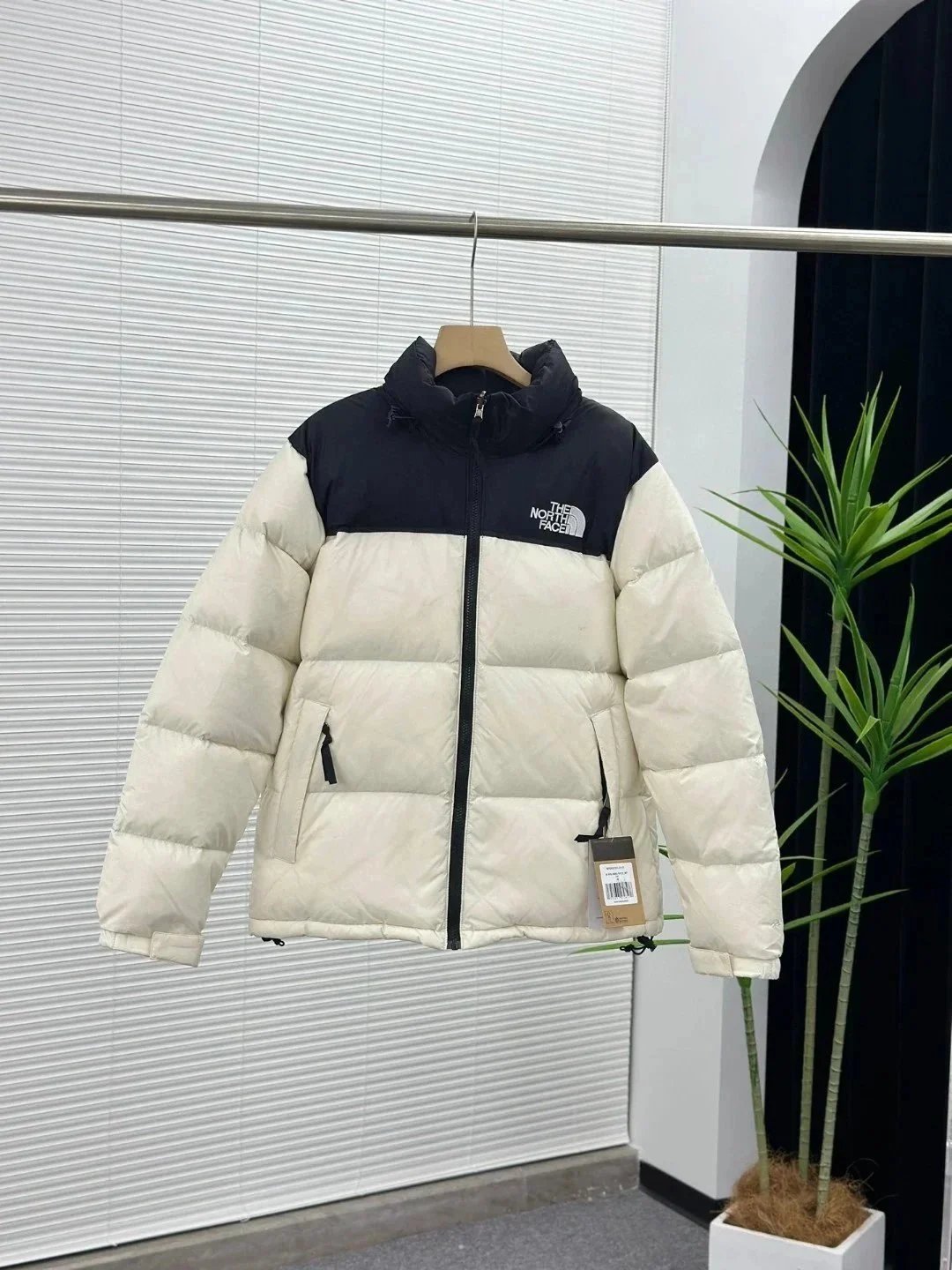 The North Face high quality down jacket - 2/15