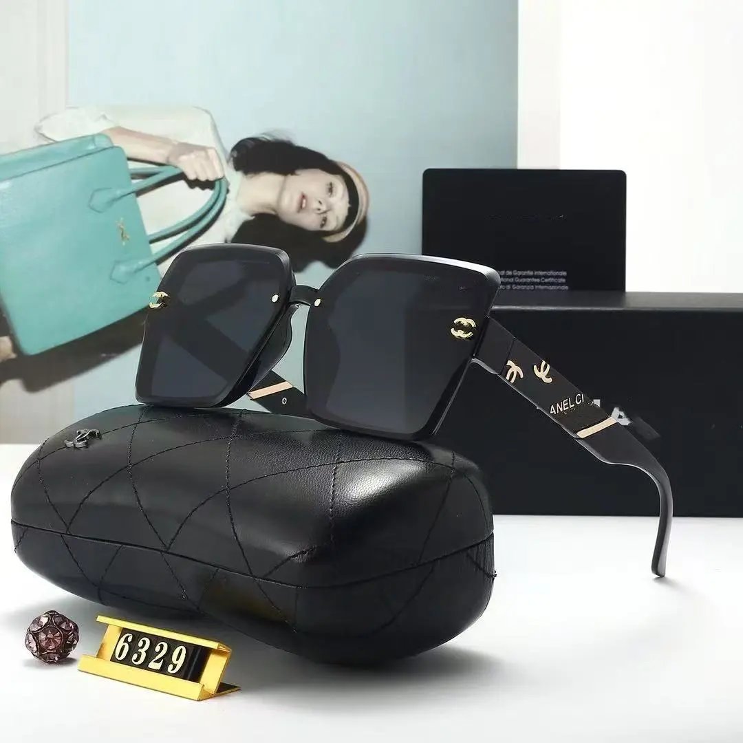Black Square Sunglasses with Quilted Case