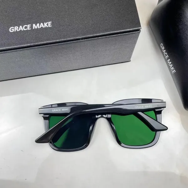 ROCOCO Oval Frame Black Sunglasses - 6