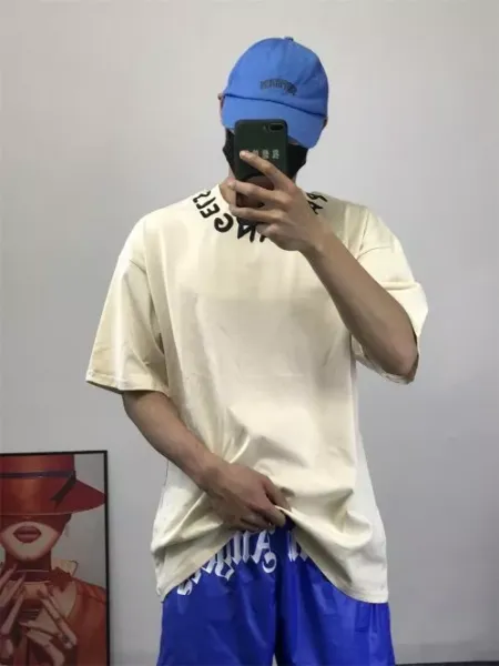 Design Oversized Graphic T-Shirt in Beige with Blue Shorts Set - 29
