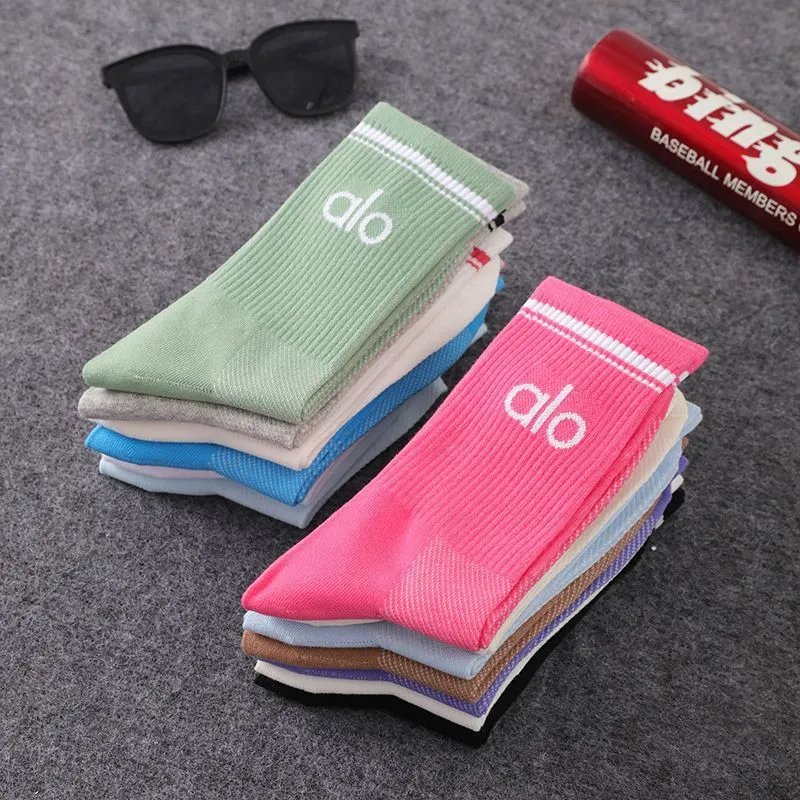 Alo Socks Unisex Half-Crew Sock image 3
