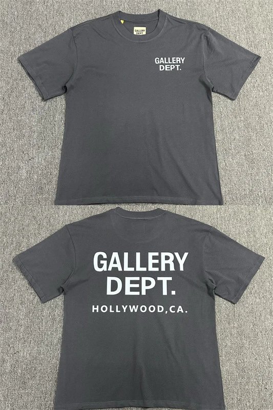 Gallery Dept. Logo T-Shirt photo 5