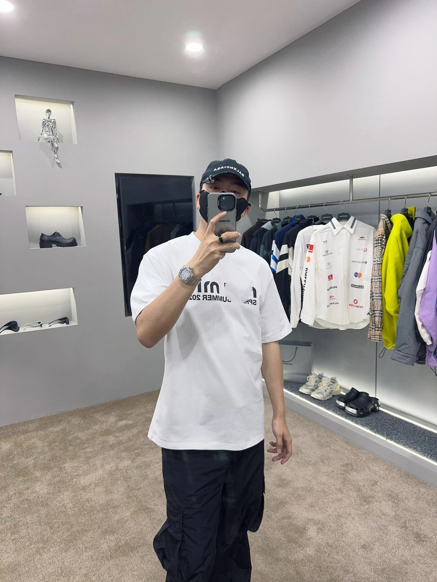 Distressed Print Short Sleeve T-Shirt photo 4