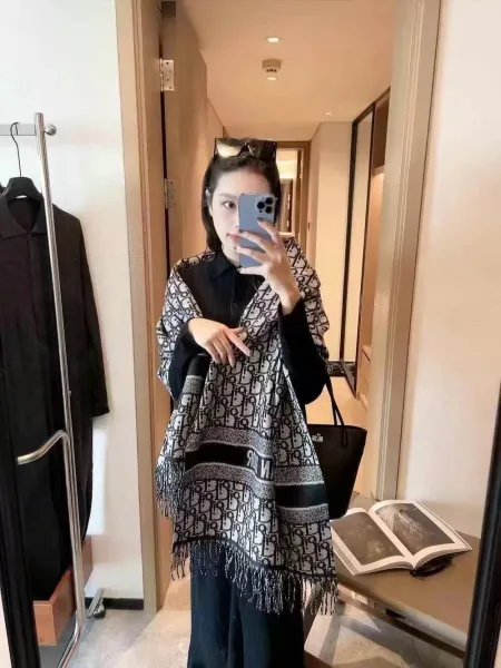 Dior Oblique Print Cashmere Scarf Gray and White - 3