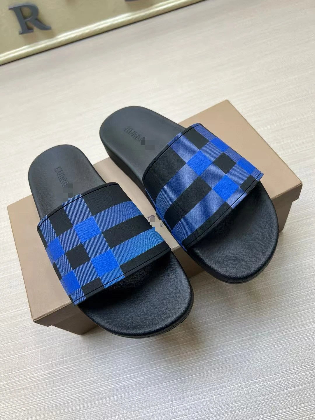 Balenciaga Letter Print Platform Slide photo 6