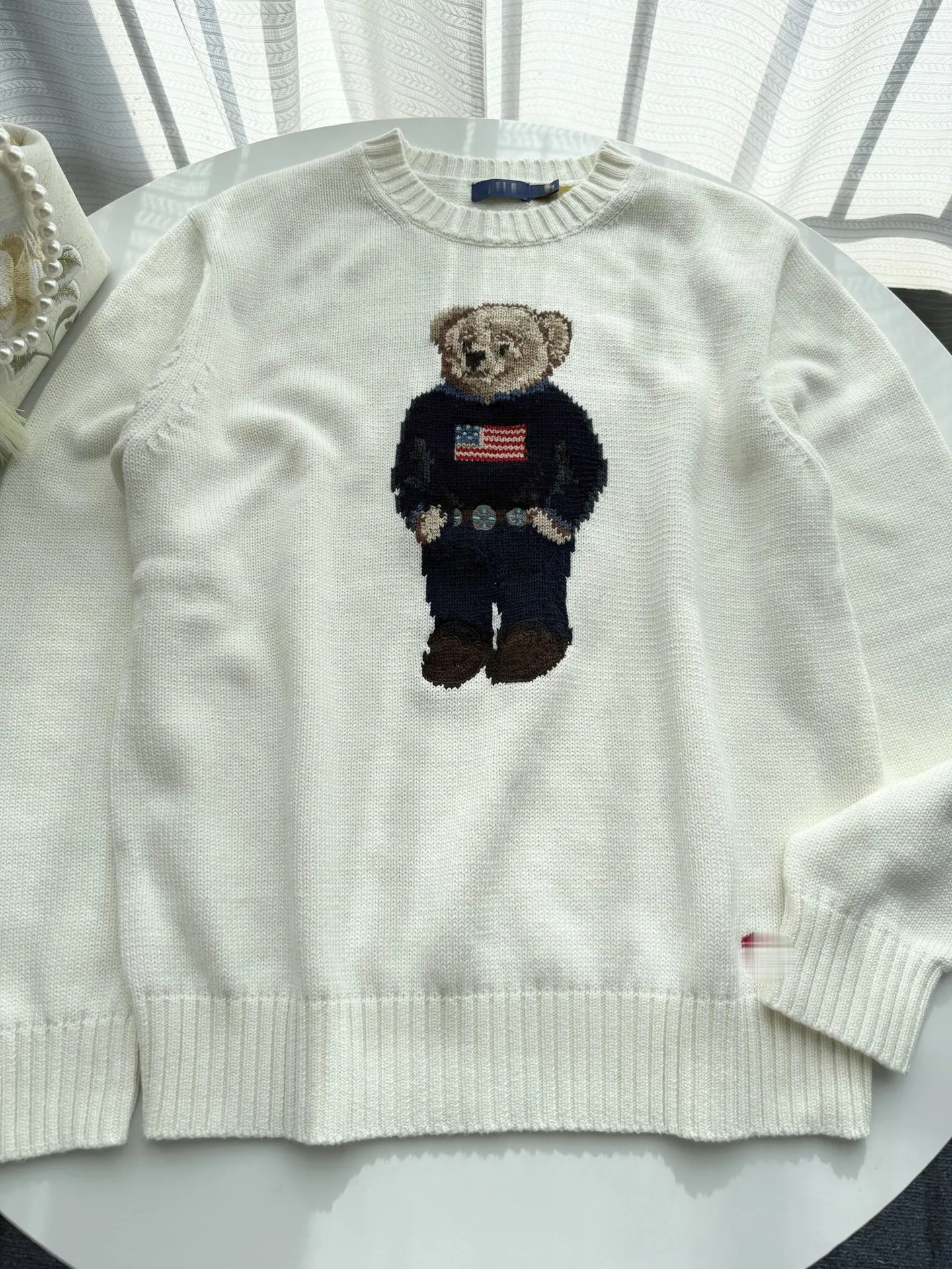 Bear's new autumn and winter pure cotton heavy embroidery cartoon round neck knitted sweater