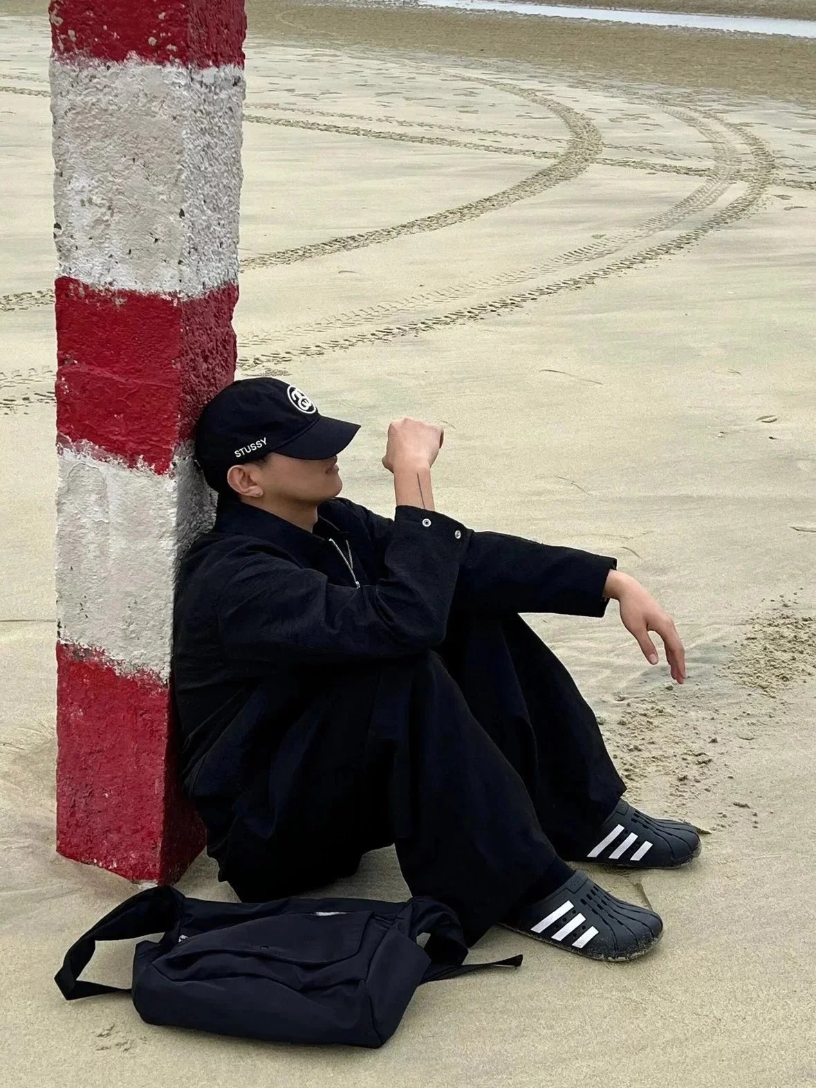 Stussy Circular Logo Embroidered Cap photo 8