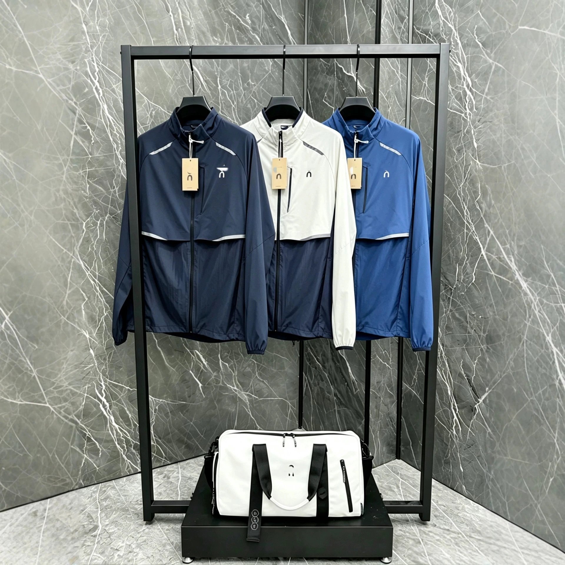 Three-Color Stand Collar Lightweight Sun Protection Jacket