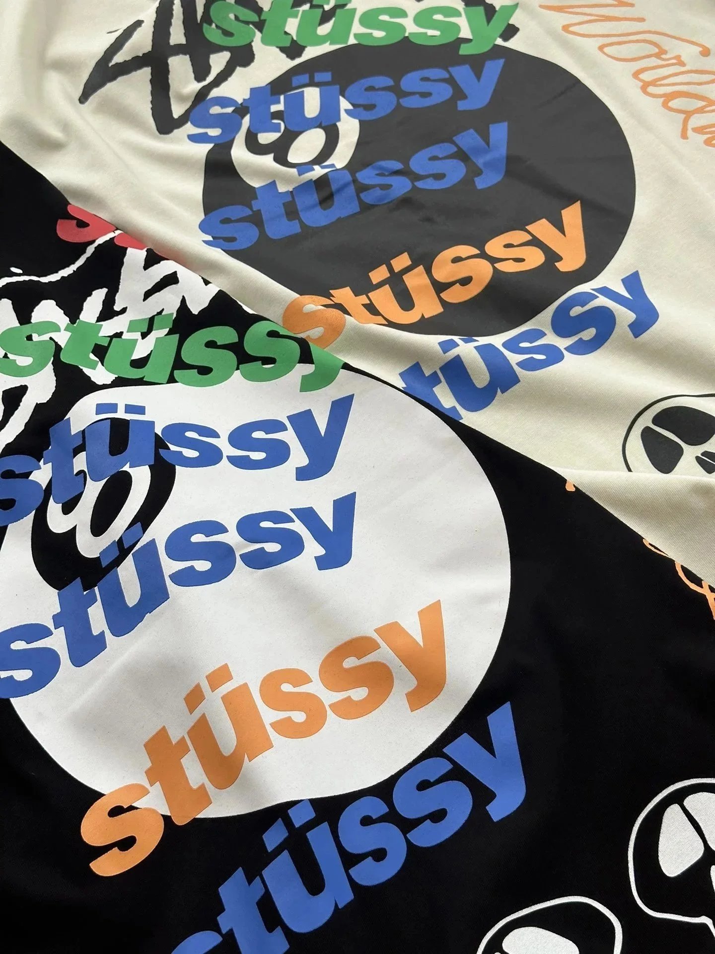 Stussy 8 Ball Skull T-Shirt photo 2