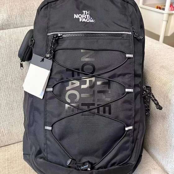 30L backpack with large capacity and multiple pockets, computer bag, outdoor travel bag