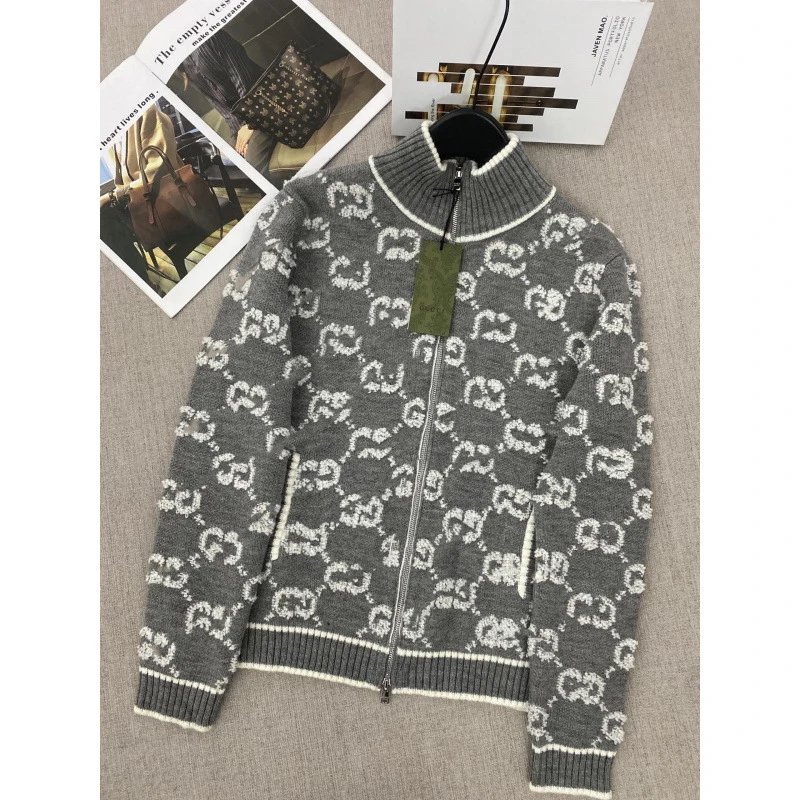Gucci Towel Embroidered GG Wool Cardigan photo 2