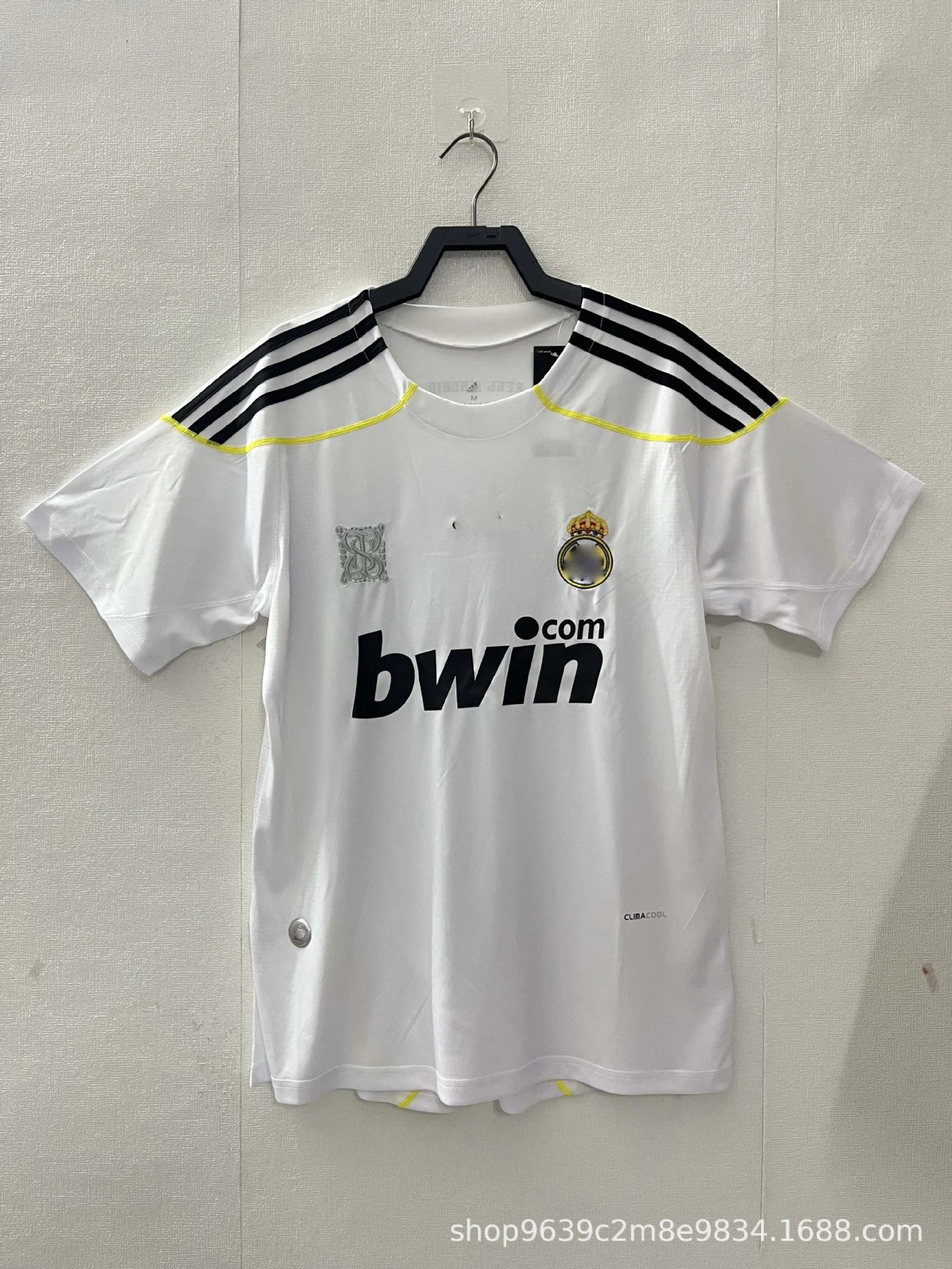 Vintage Portuguese and Italian Retro Football Jerseys photo 3