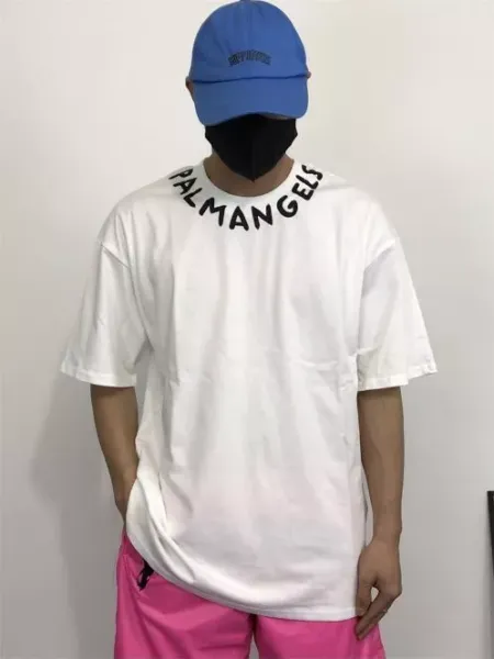 Design Oversized Graphic T-Shirt in Beige with Blue Shorts Set - 17
