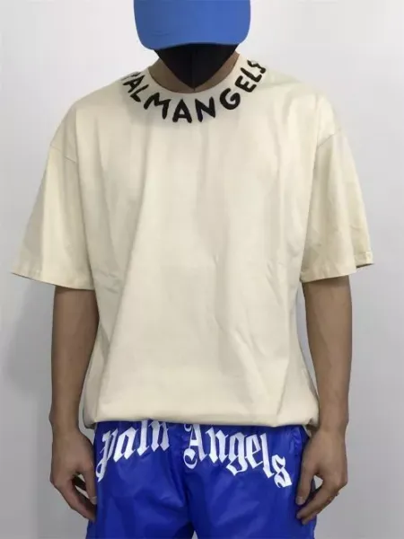 Design Oversized Graphic T-Shirt in Beige with Blue Shorts Set - 30