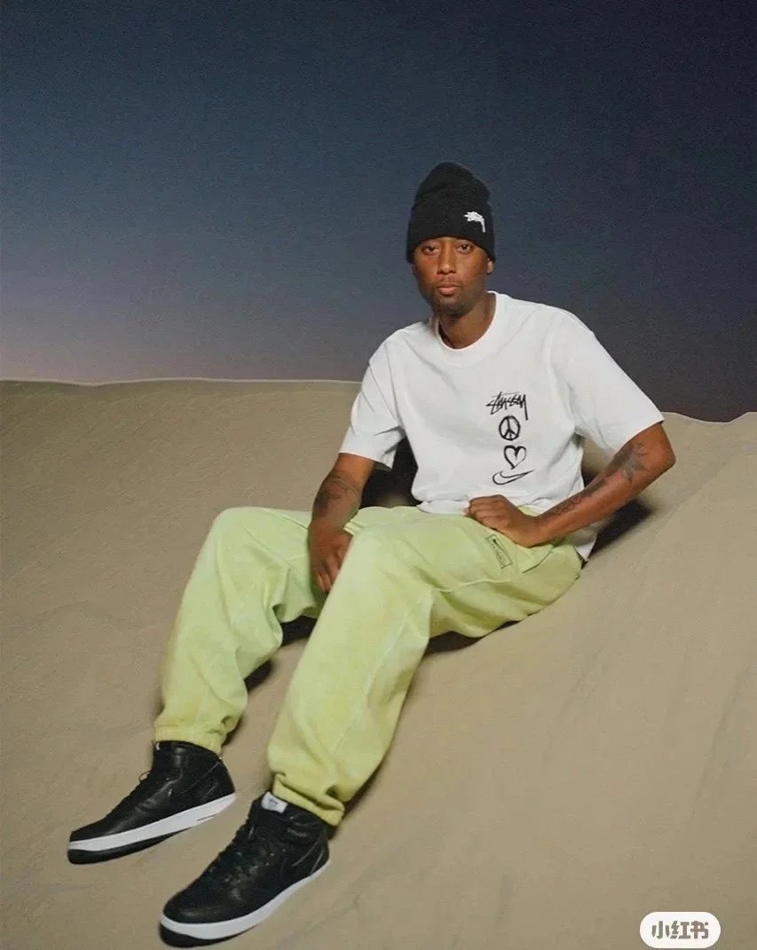 Stussy x Nike Hand-Drawn Print T-Shirt photo 2