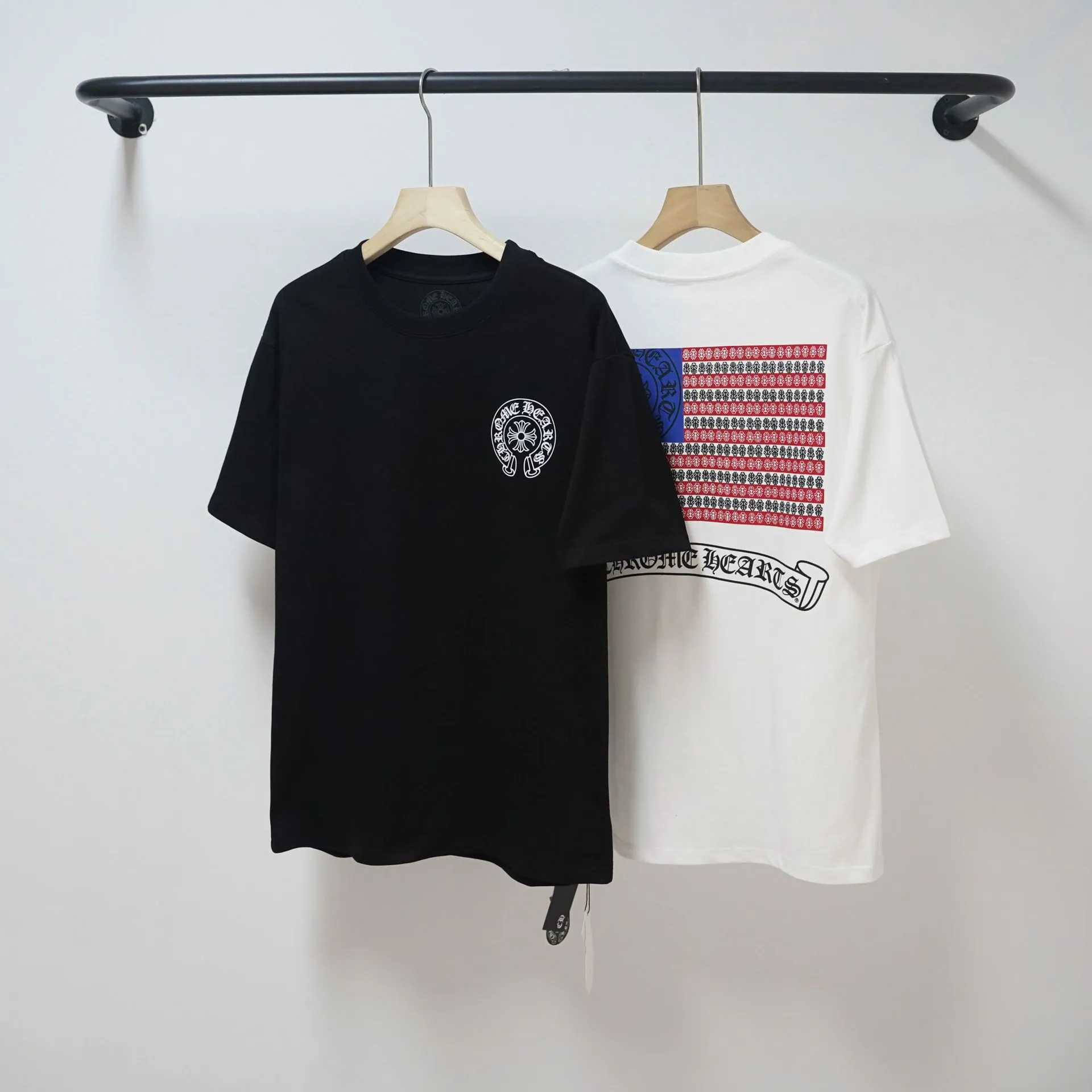CH cross print round neck cotton men's trendy T-shirt