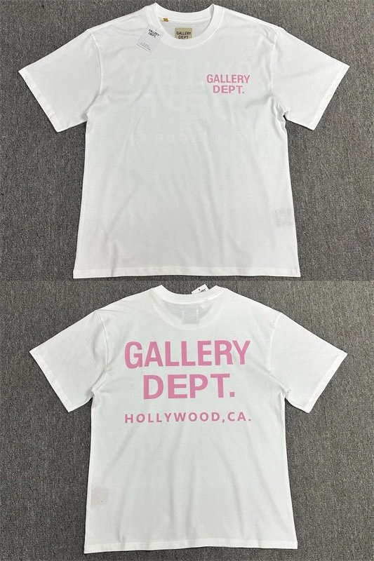Gallery Dept. Logo T-Shirt photo 7