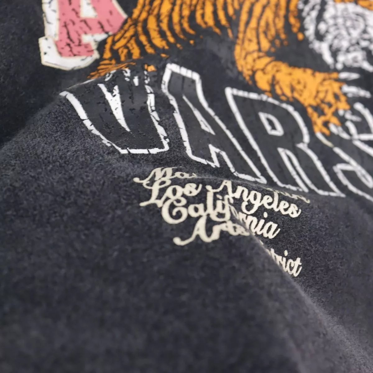 AMIRI Vintage Tiger Distressed Hoodie photo 8