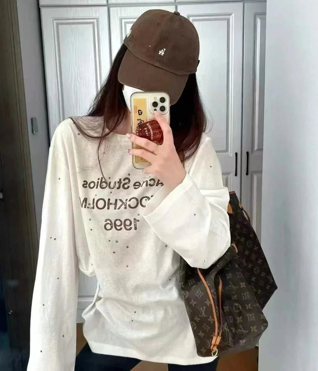 1996 Letter Print Distressed Rhinestone Long-Sleeved T-Shirt photo 2