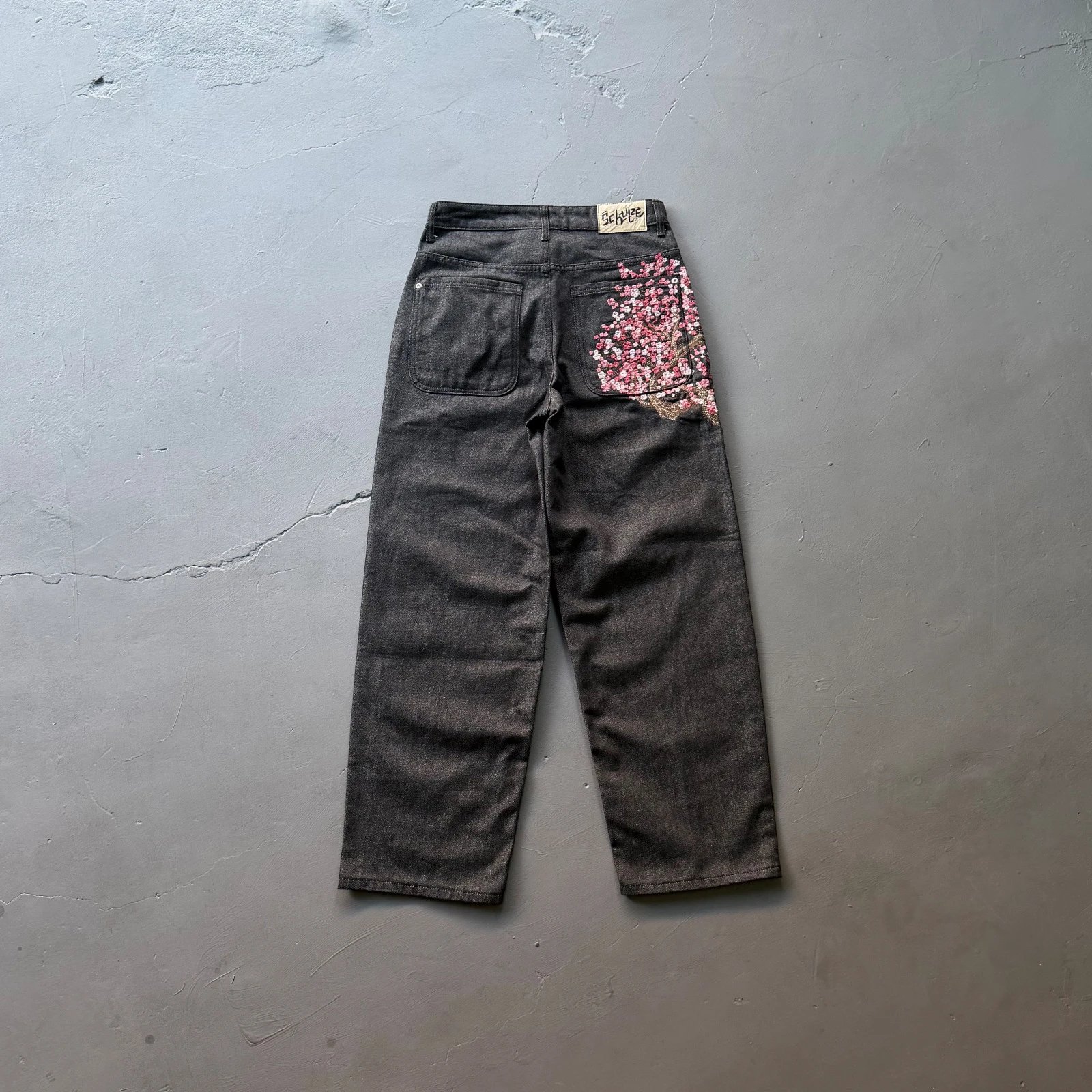 Heavy Embroidered Statue Straight Jeans photo 4