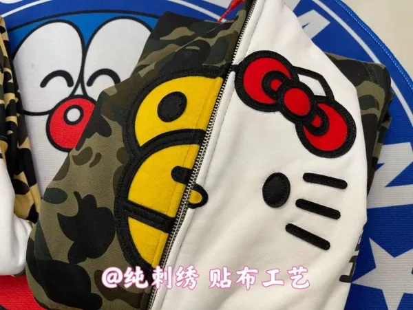 A Bathing Ape x Hello Kitty Camo Hoodie White - 8