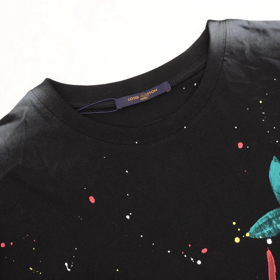 Washed Hand-Drawn Crew Neck T-Shirt photo 7