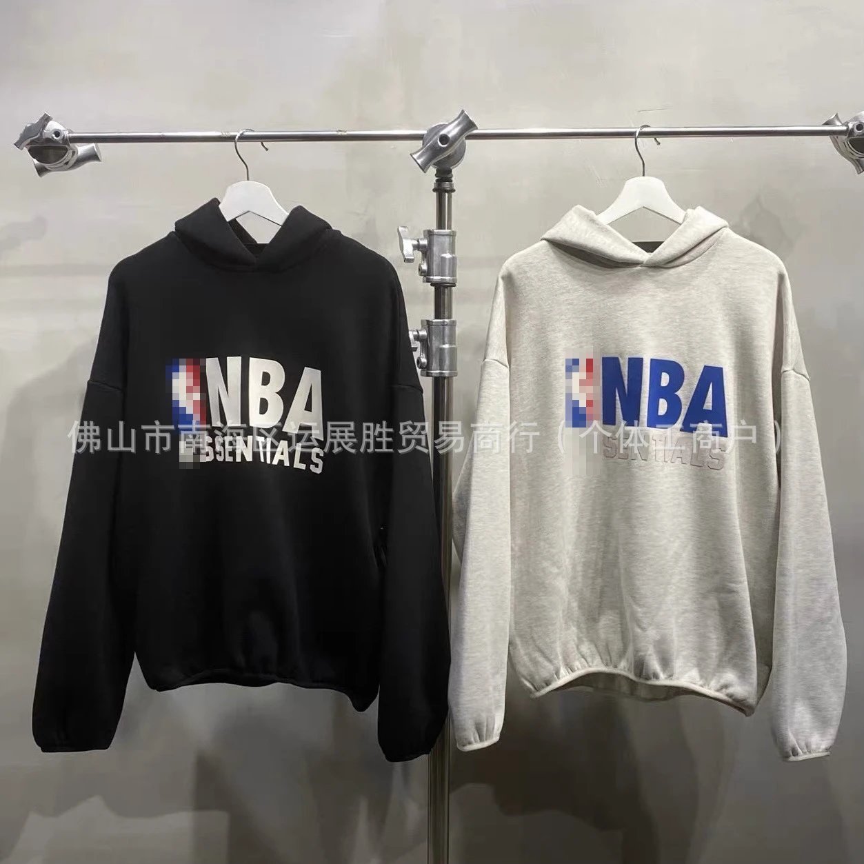 NBA Essentials Logo Sweatpants Light Gray - 4