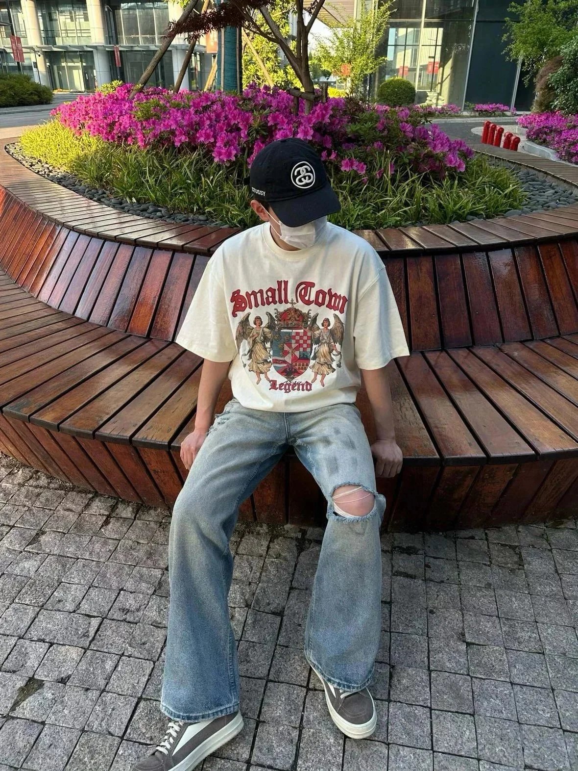 Stussy Circular Logo Embroidered Cap photo 2