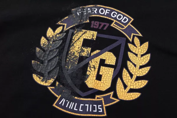 Fear of God Essentials Crest Logo White T-Shirt - 20