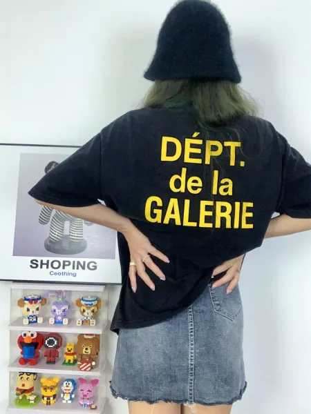 Gallery Dept. Acid Wash Black T-Shirt - 31