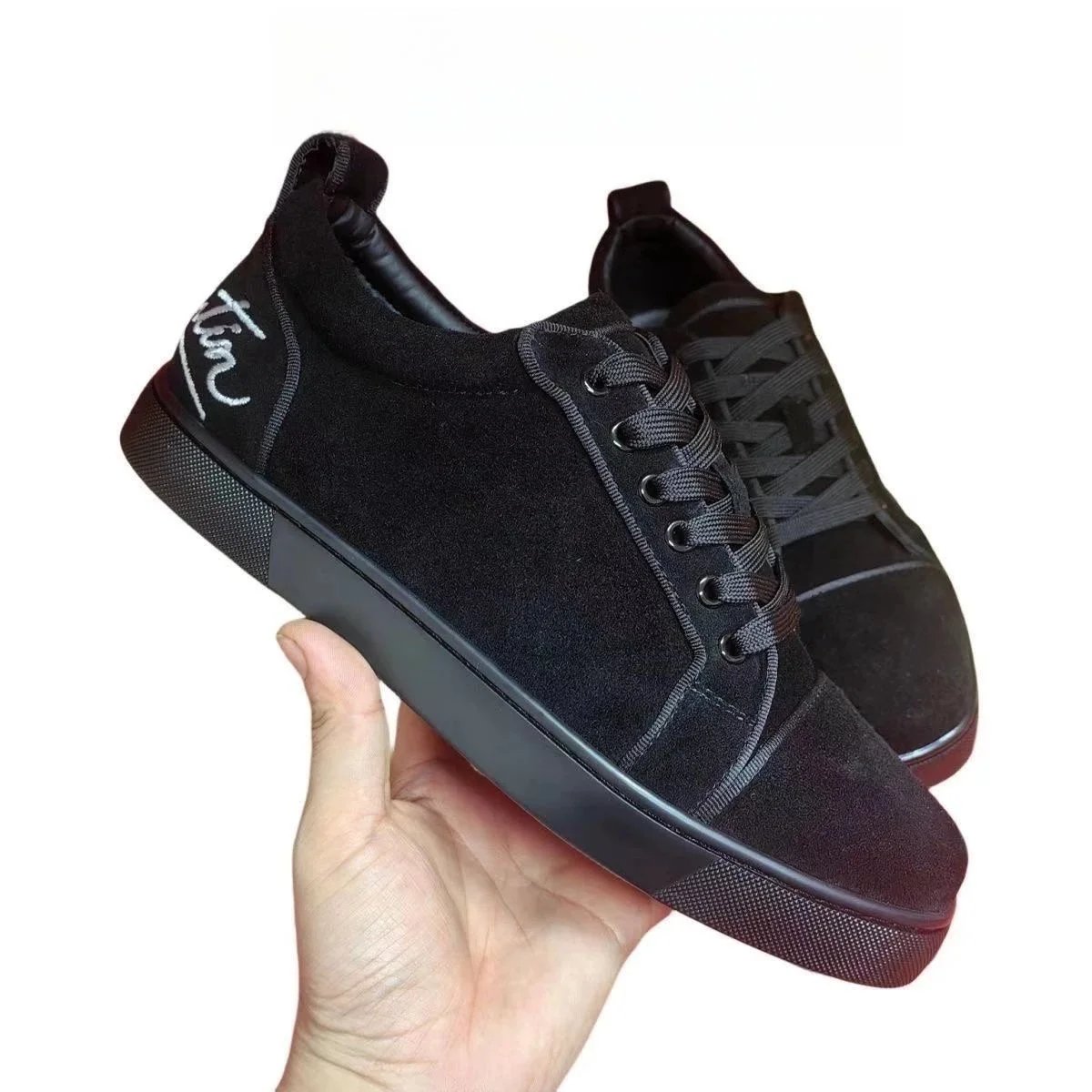 32@16 black with white embroidery inside