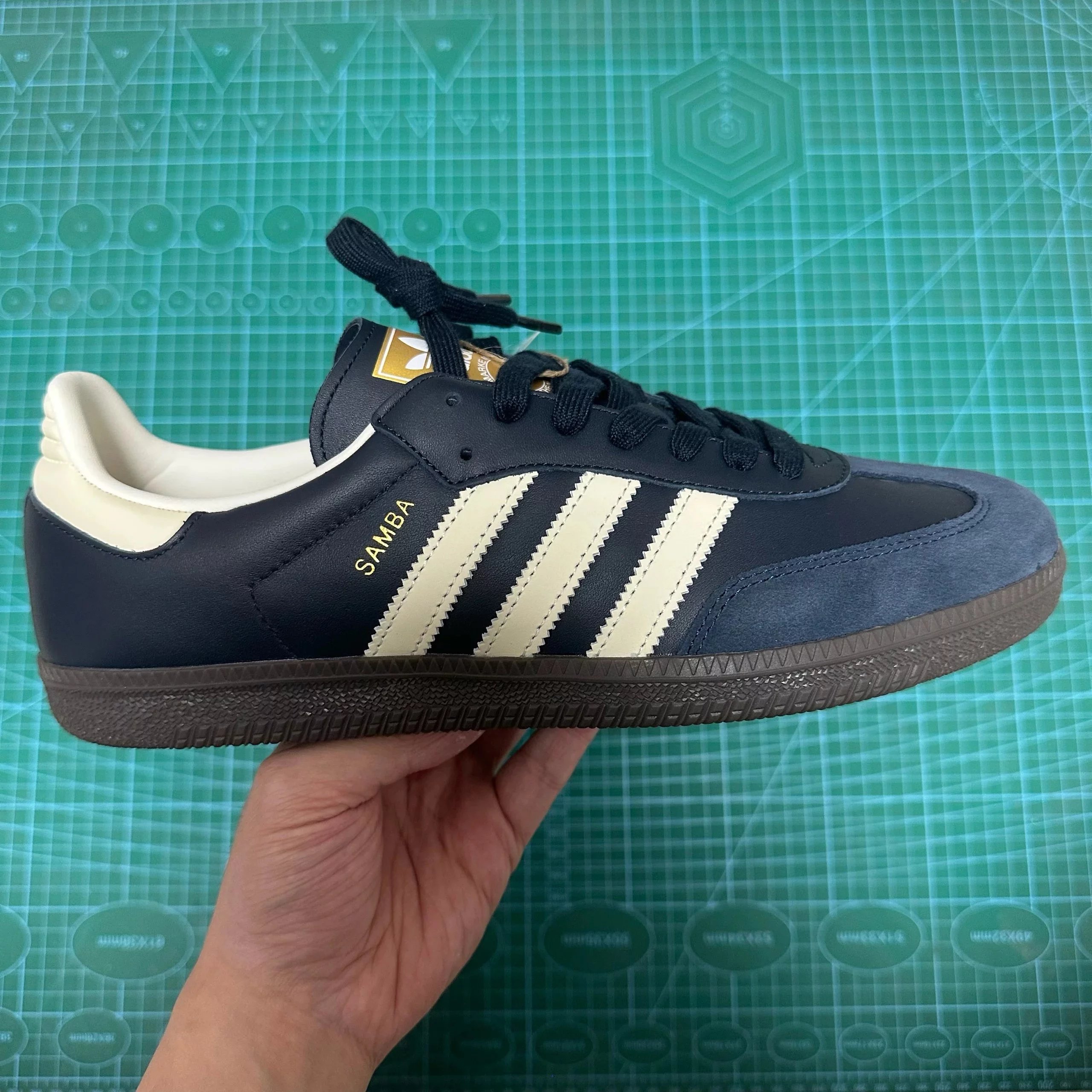 Navy Blue Full-Grain Leather ID2056