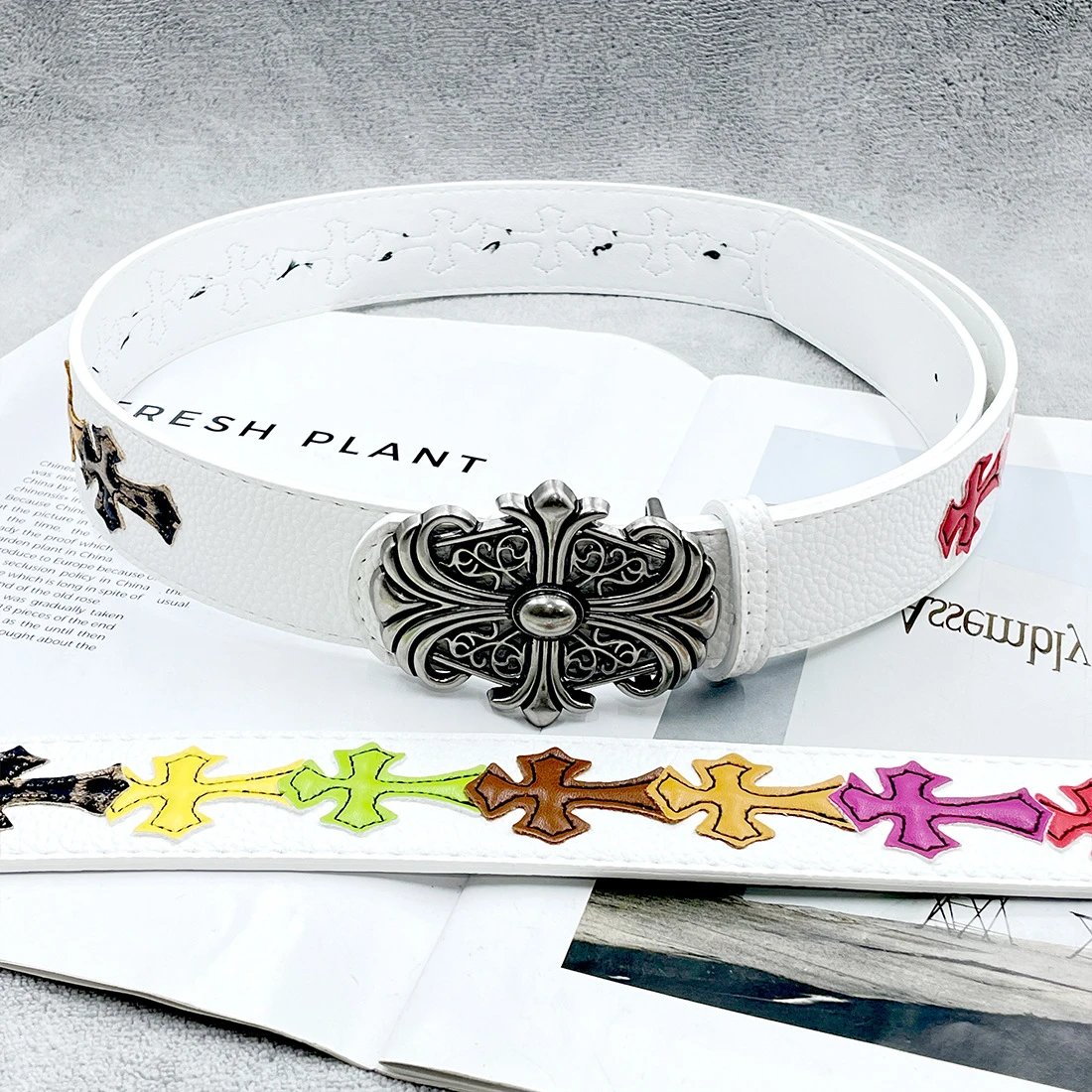 [15 Colorful Crosses on White Background, Square Cross] Belt