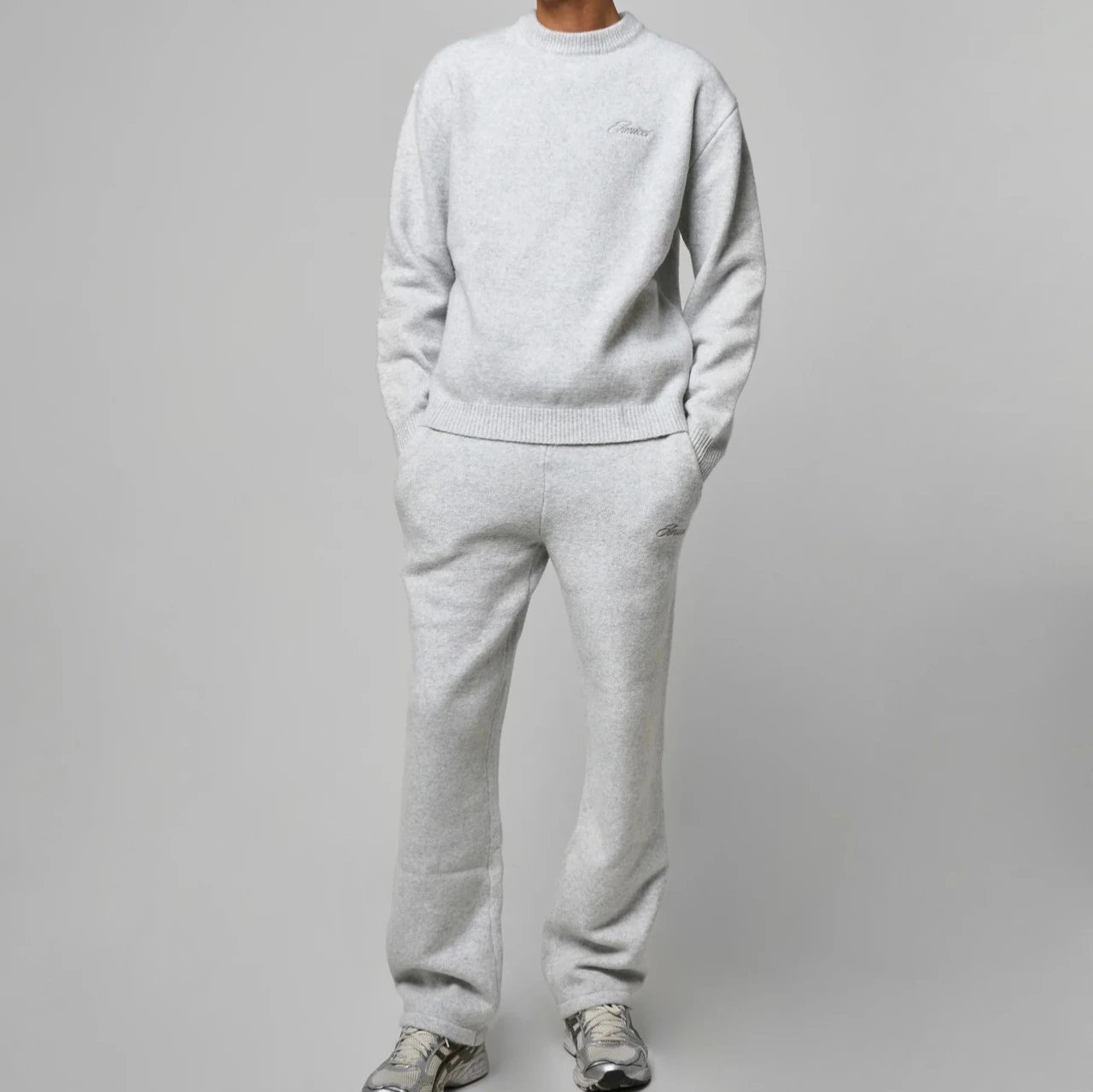 Amicci pullover pants