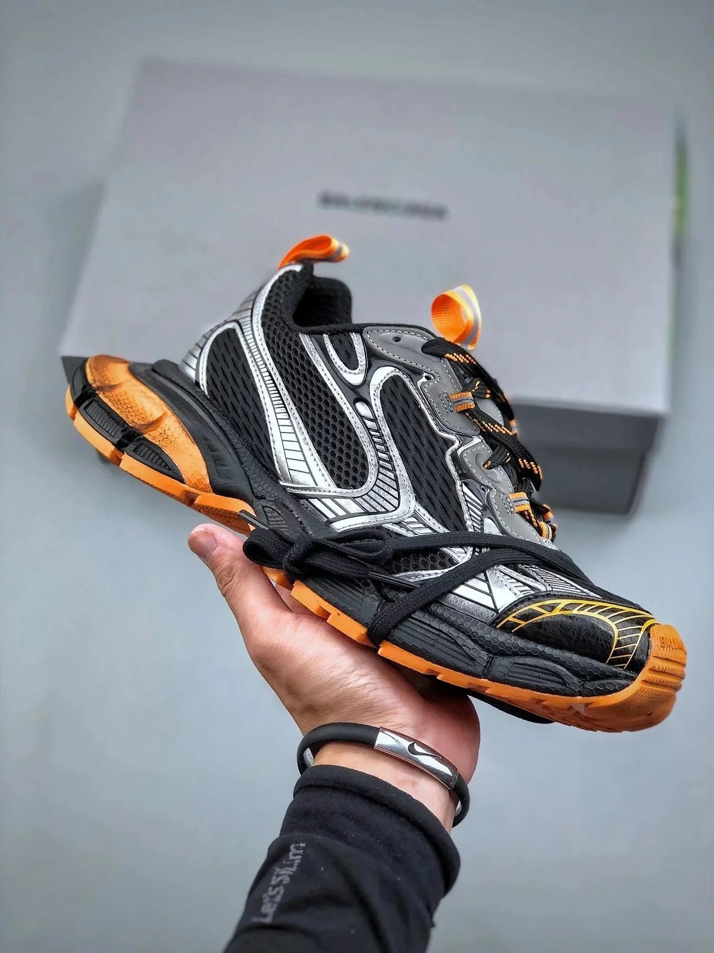 3XL Sneakers 3+系列低帮复古阔型底姥爹风潮流百搭休闲慢跑鞋 黑桔 做旧