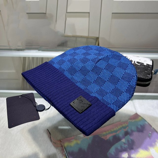 Louis Vuitton Beanie: seller detail photo 4