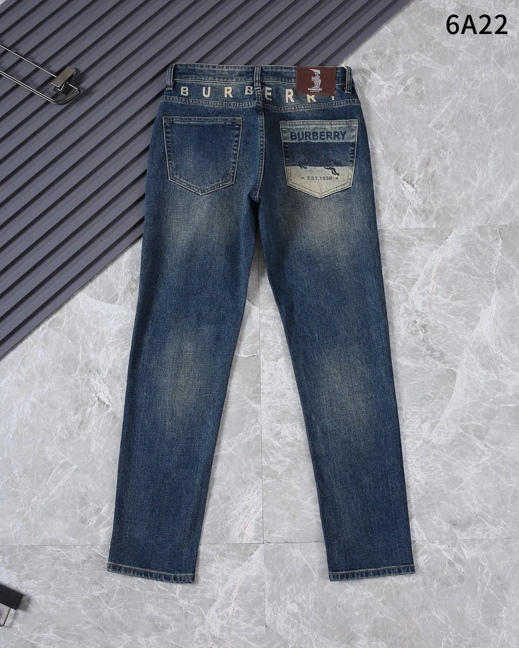 Burberry Men Blue Denim Jeans Classic Style