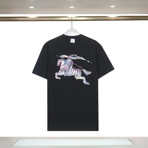 Burberry Equestrian Knight Print Black T-Shirt - 1