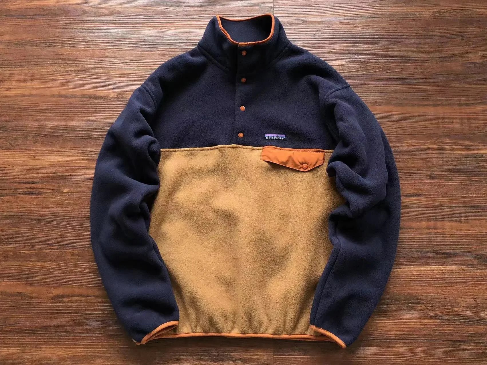 Patagonia Synchilla Snap-T Fleece Pullover Navy and Tan