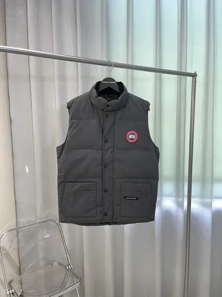 Canada Goose Freestyle Vest Graphite Gray Vest - 1
