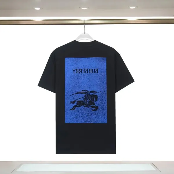 Burberry Knight Print Black T-Shirt - 1