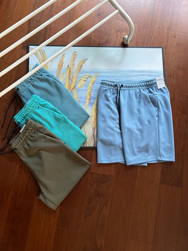 Nike Shorts: seller detail photo 2